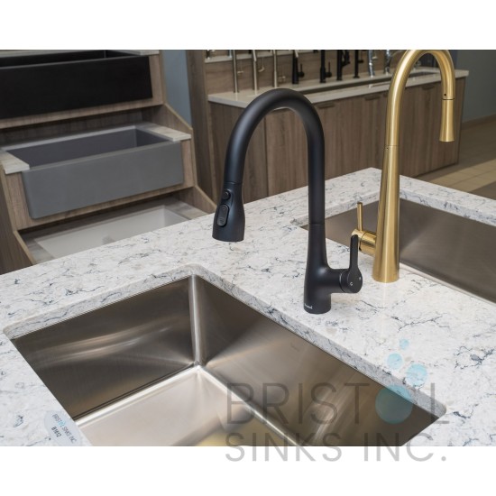 Viola Kitchen Faucet Pulldown Matte Black